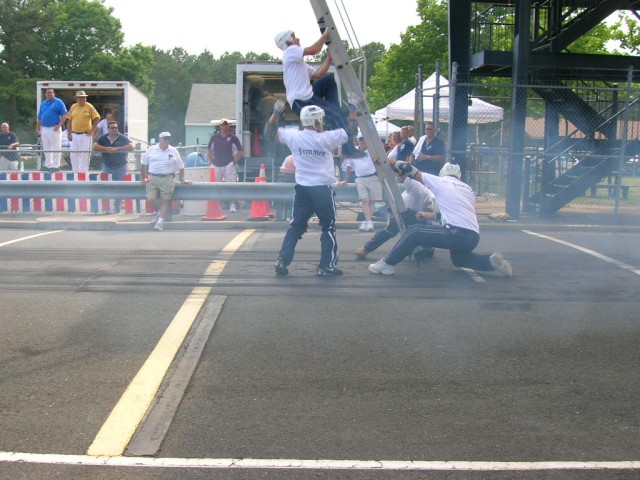 Another shot of B Ladder @ Selden 6/08